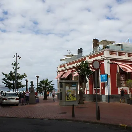 Estudio Interior En Playa De Las Canteras *